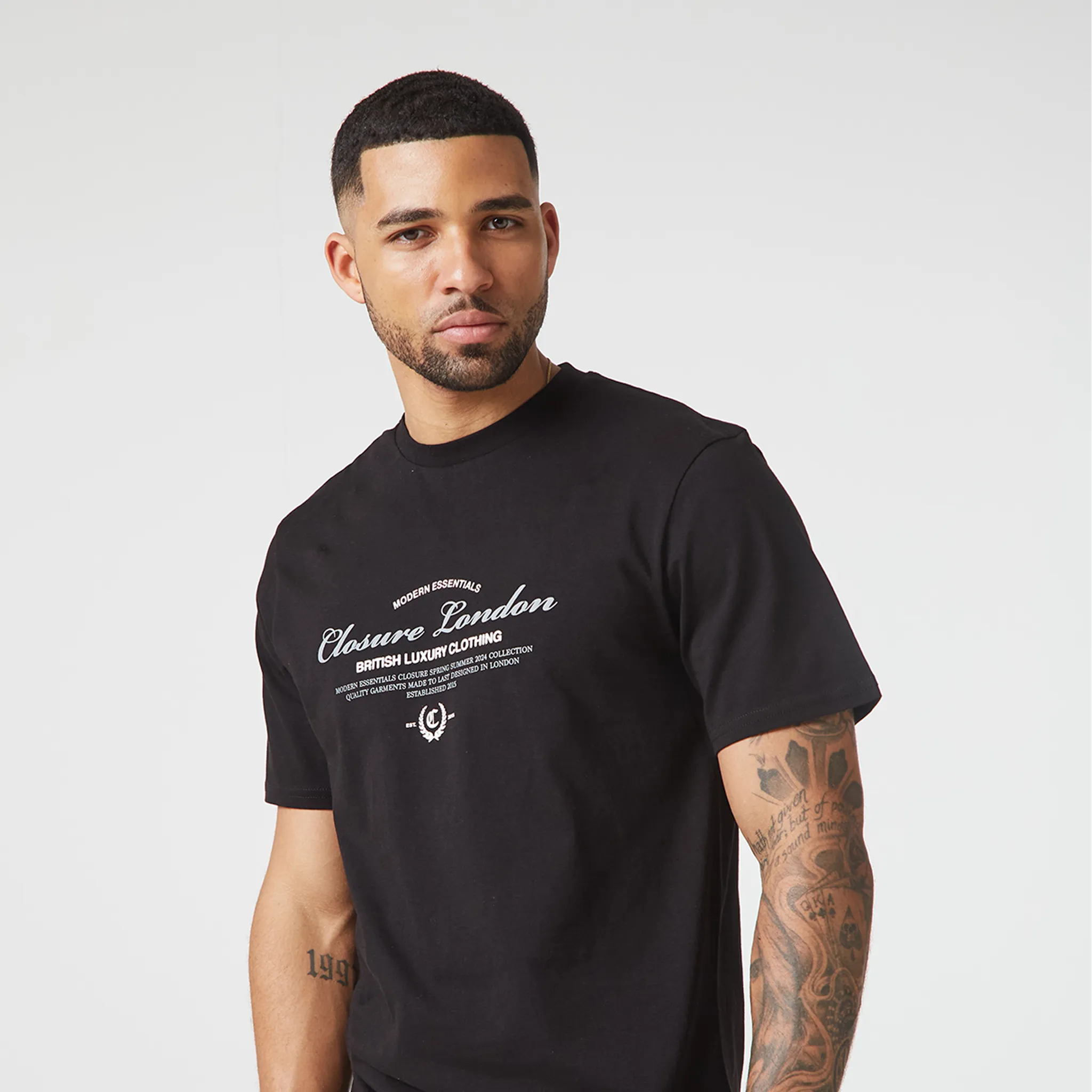 Arch Luxe T-Shirt | Black