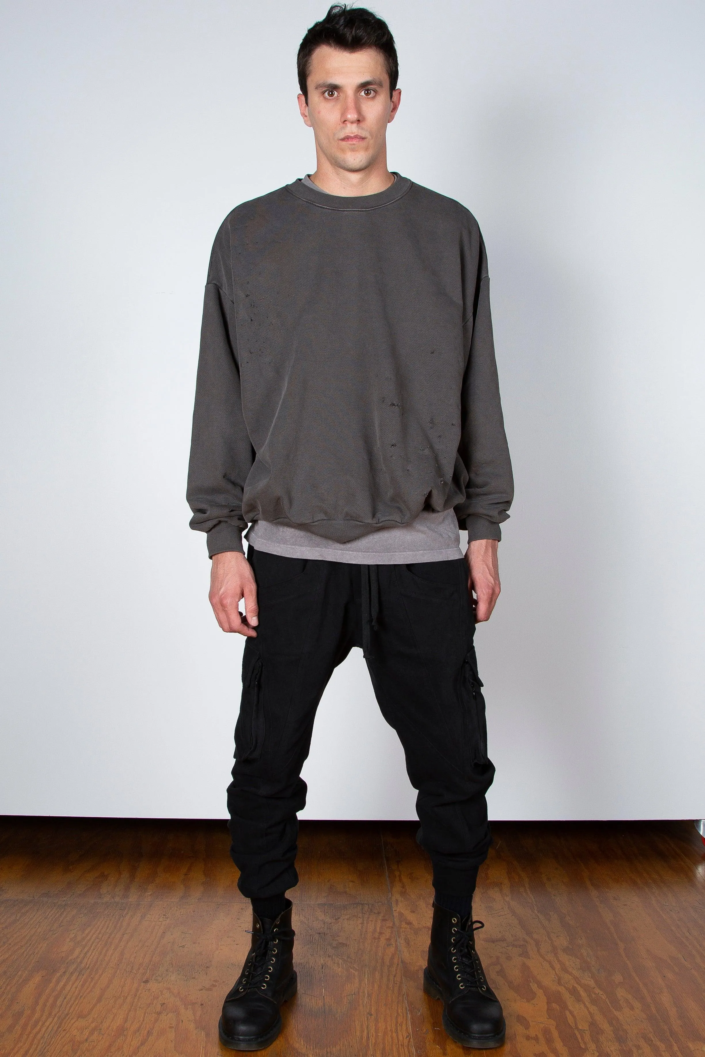 ASH CREWNECK