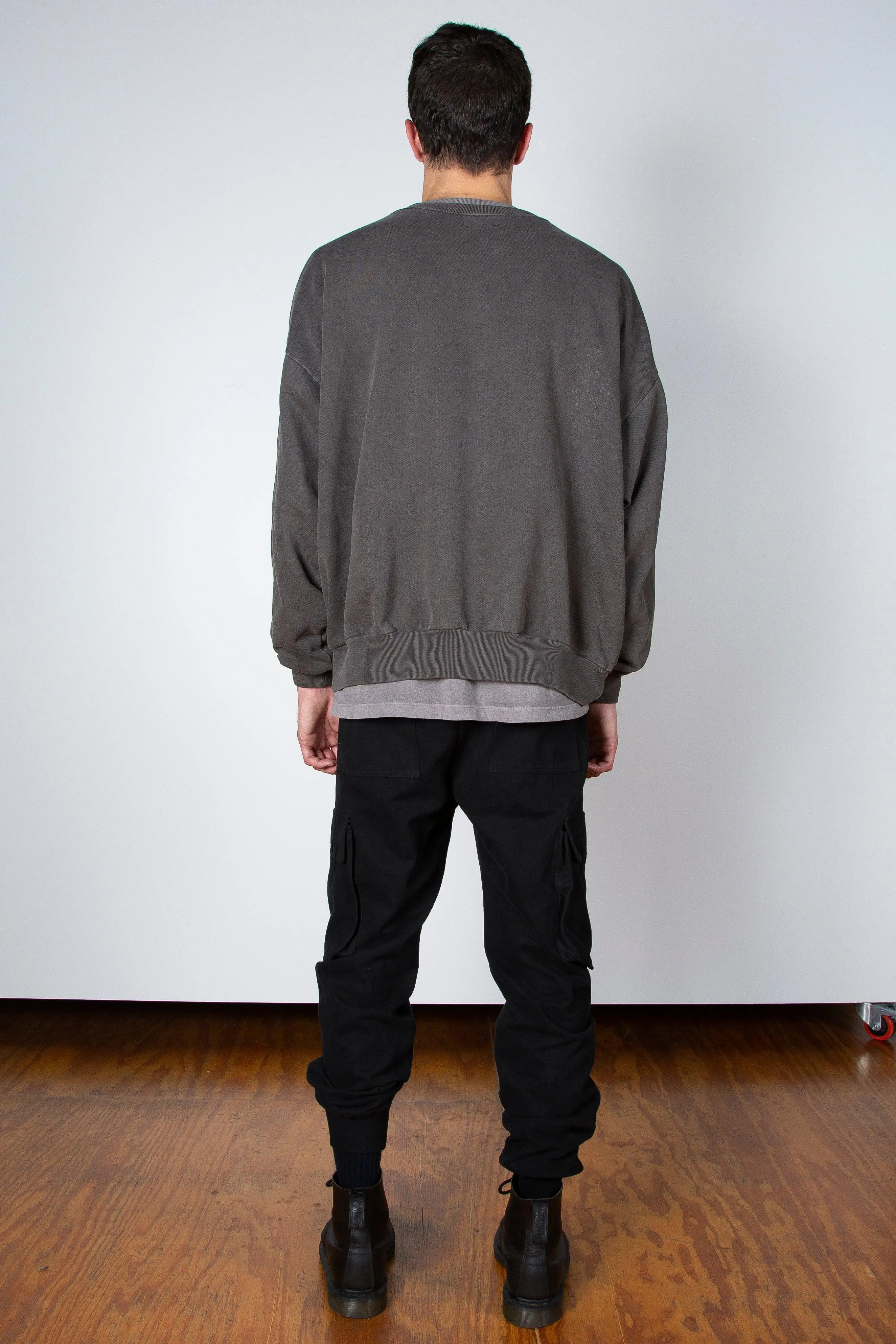 ASH CREWNECK