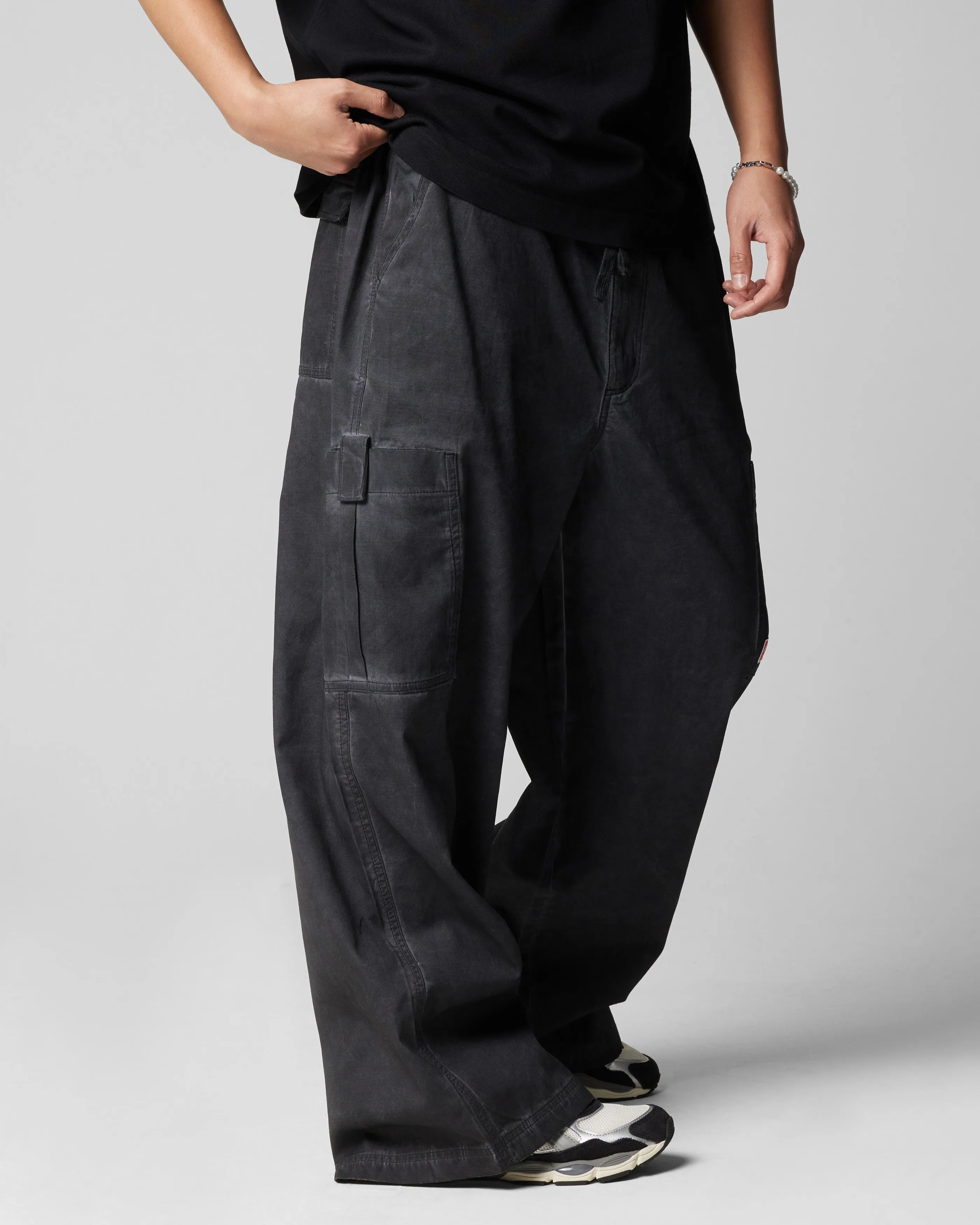 Loiter Kraven Parachute Pants Washed Black