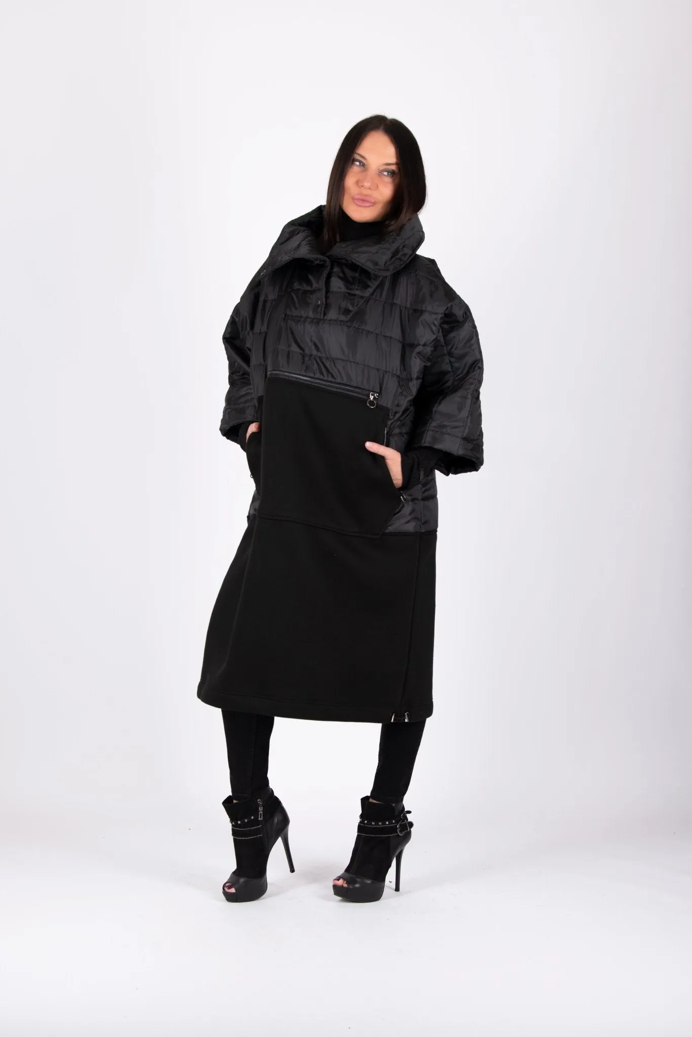 MARI Woman Poncho