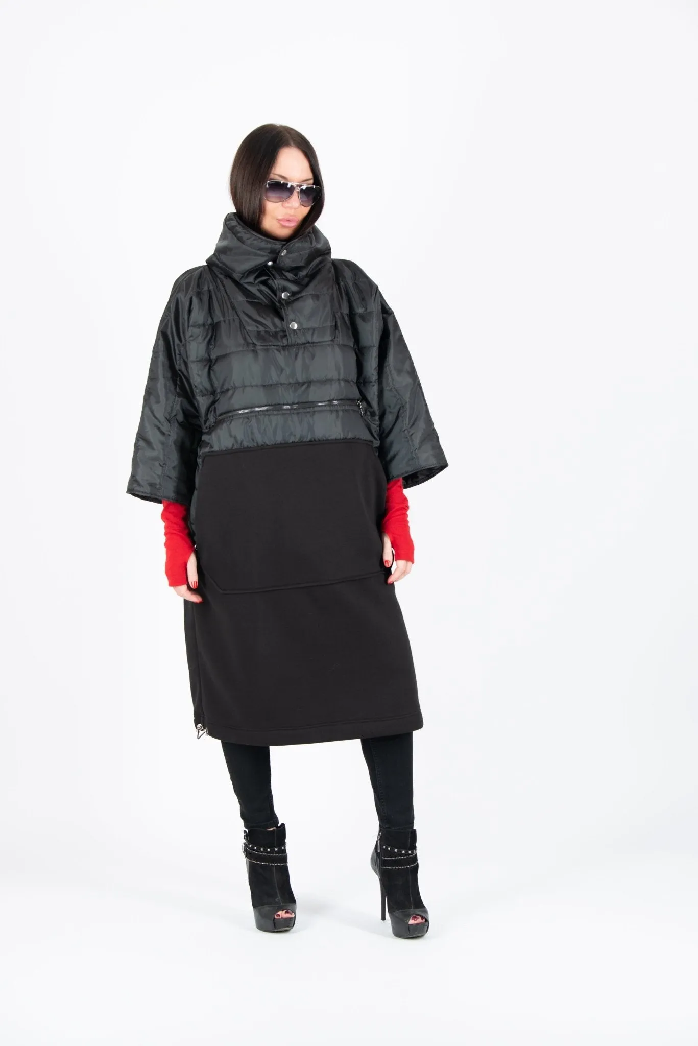 MARI Woman Poncho