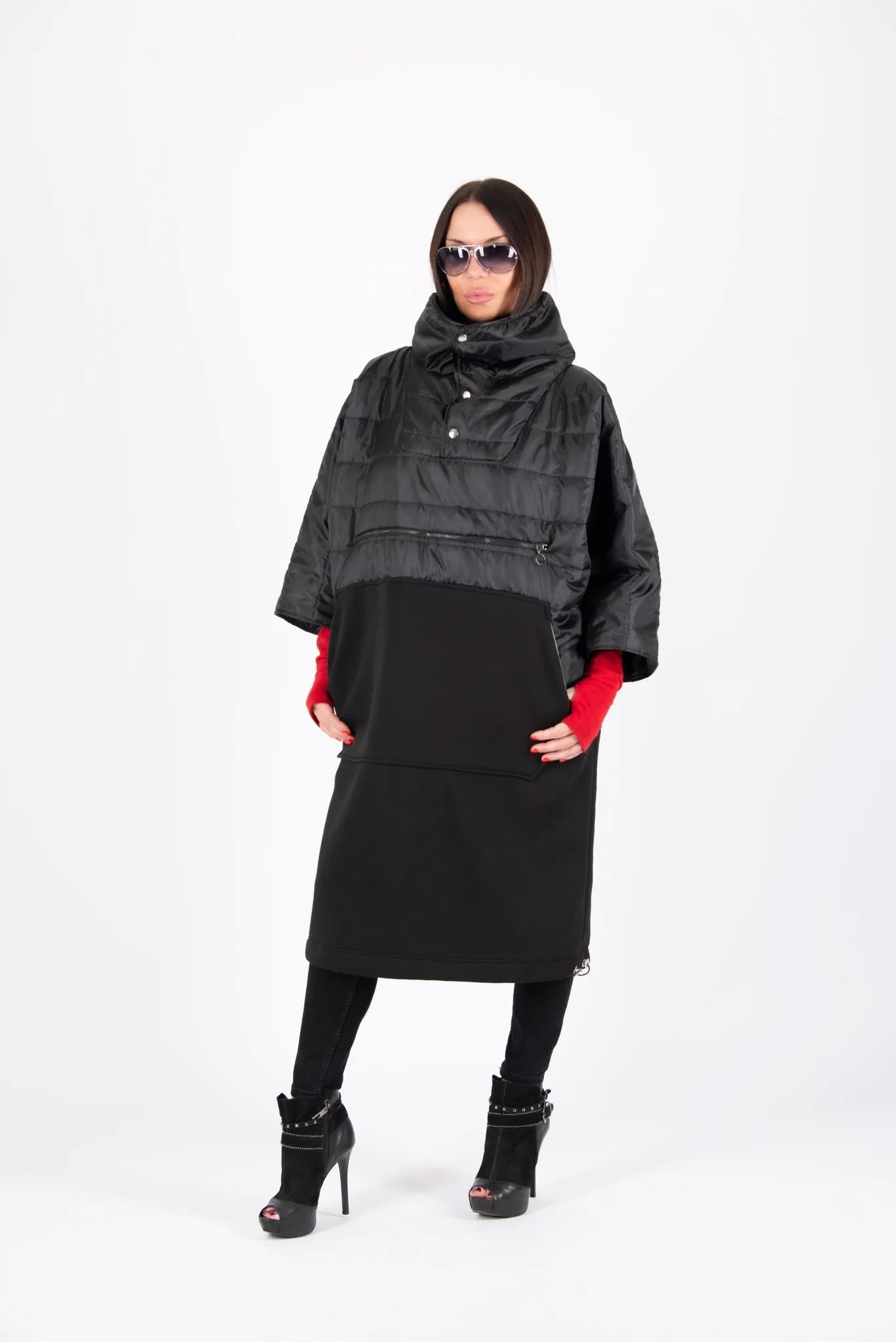 MARI Woman Poncho