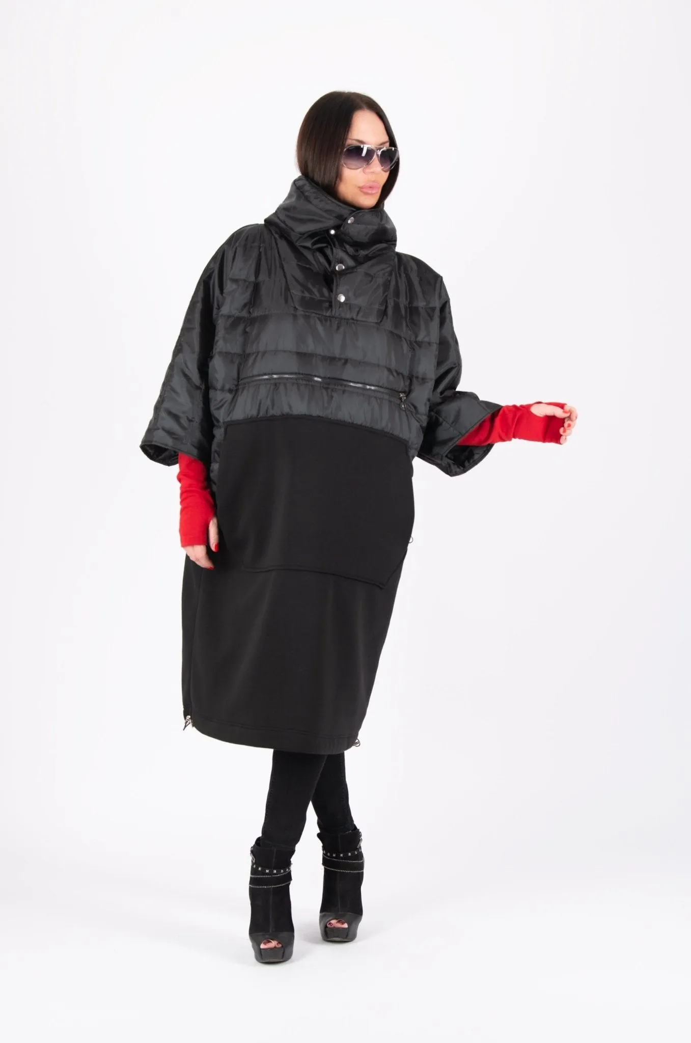 MARI Woman Poncho