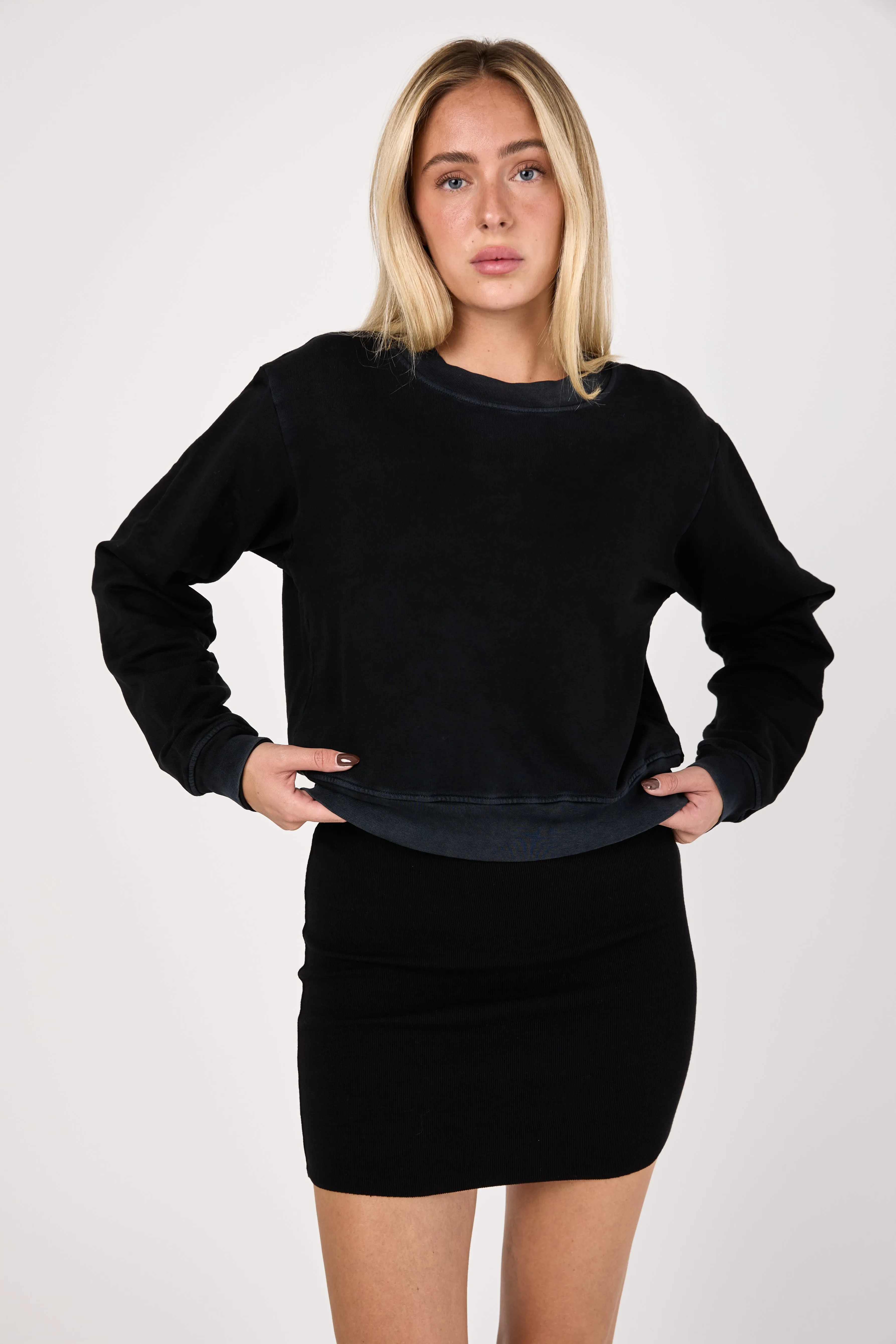 Milan Crewneck Sweatshirt in Vintage Black