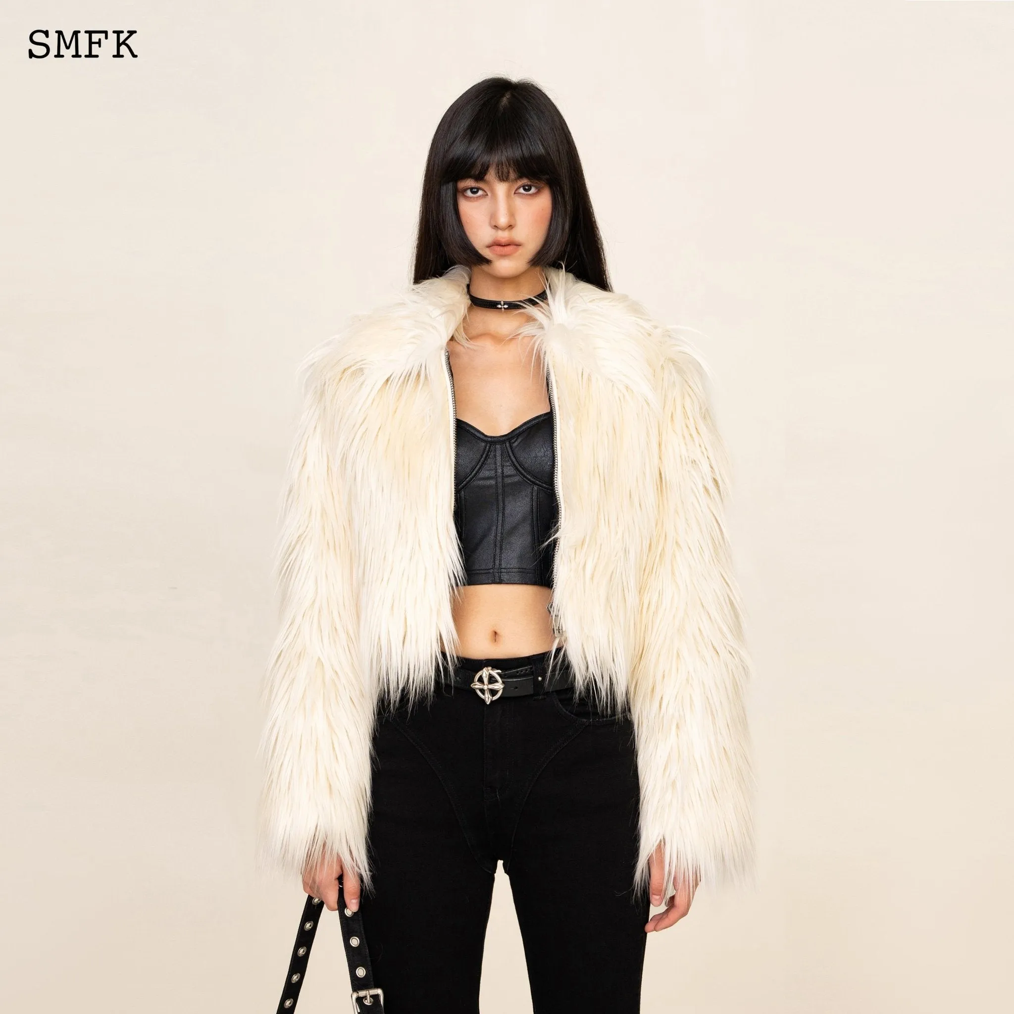 WildWorld Faux Fur Short Jacket In White